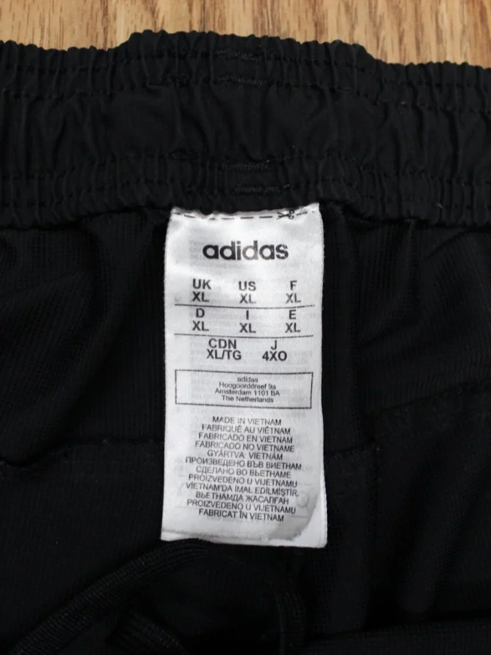 ADIDAS WINDBREAKER JOGGERS POLYESTER ATHLETIC UNLINED PANTS BLACK Sz X-LARGE, XL
